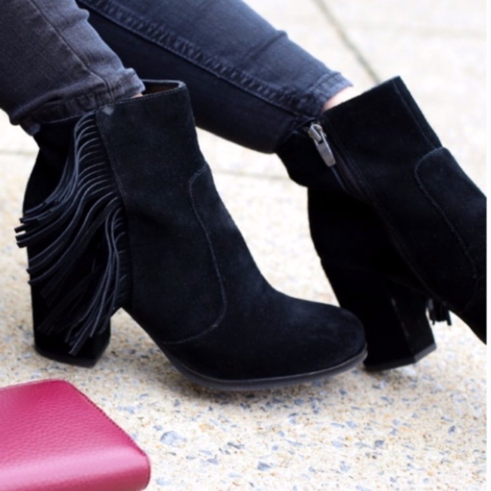 NEW Via Spiga Niurka Suede Fringe Bootie